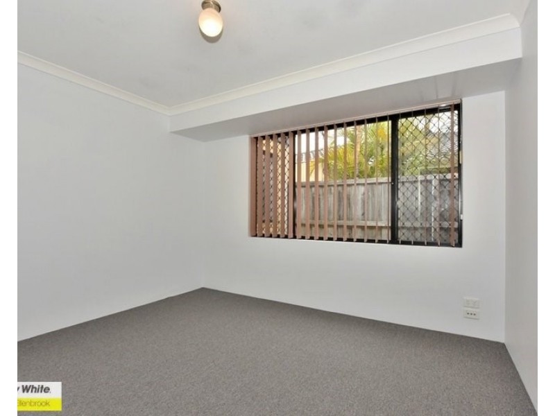 16 Portofino Turn, Ellenbrook WA 6069