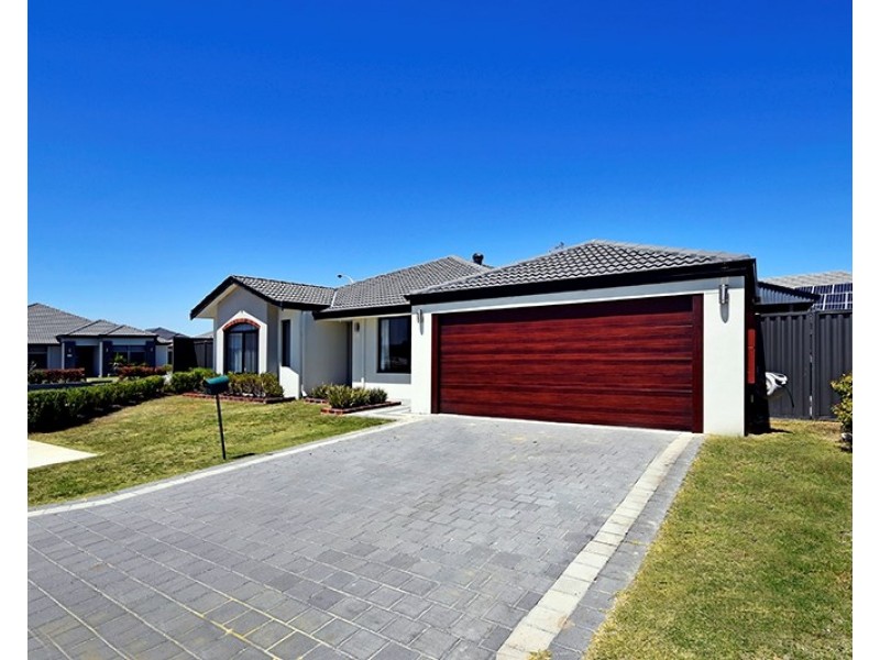1 Leader Pass, Ellenbrook WA 6069