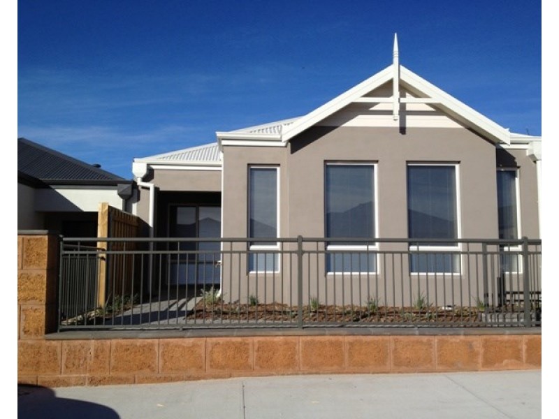 7 Interlaken Loop, Ellenbrook WA 6069