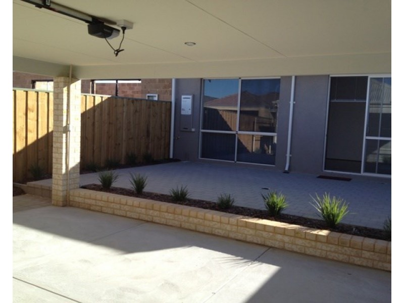 7 Interlaken Loop, Ellenbrook WA 6069