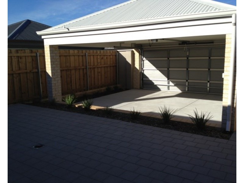 7 Interlaken Loop, Ellenbrook WA 6069
