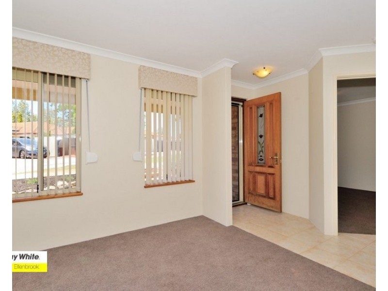8 Tarkine Lane, Ellenbrook WA 6069