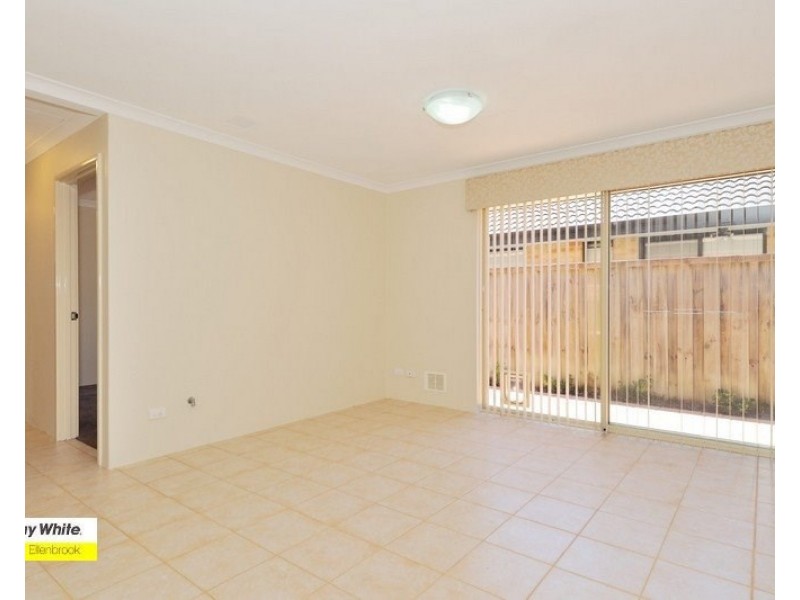 8 Tarkine Lane, Ellenbrook WA 6069