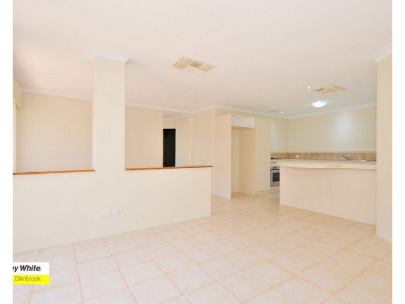 8 Tarkine Lane, Ellenbrook WA 6069