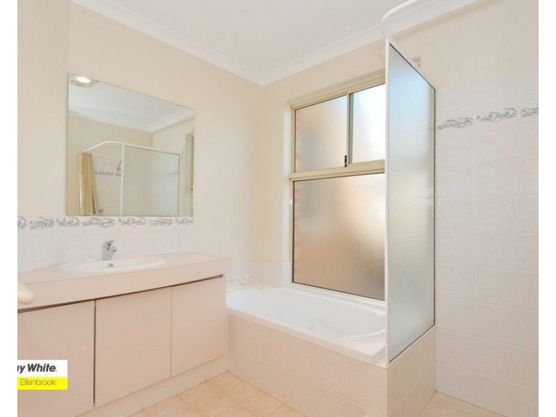 8 Tarkine Lane, Ellenbrook WA 6069