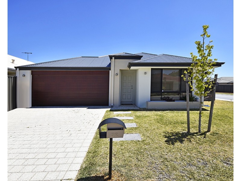 32 Semerwater Crescent, Aveley WA 6069