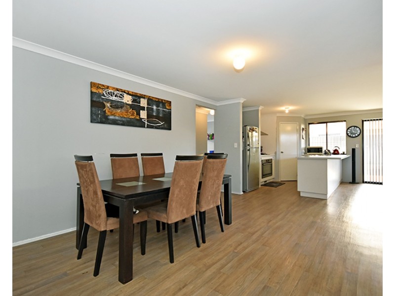 32 Semerwater Crescent, Aveley WA 6069