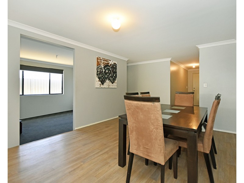 32 Semerwater Crescent, Aveley WA 6069