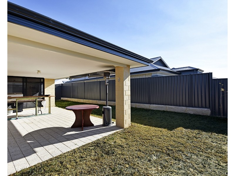 32 Semerwater Crescent, Aveley WA 6069