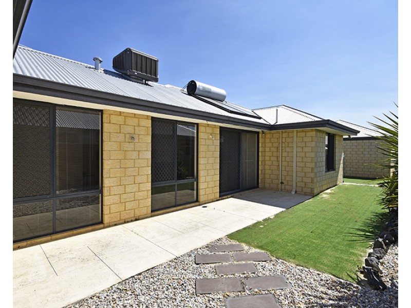 34 Cardowan Drive, Ellenbrook WA 6069