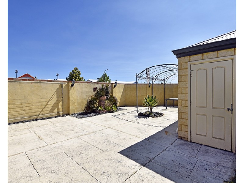 34 Cardowan Drive, Ellenbrook WA 6069