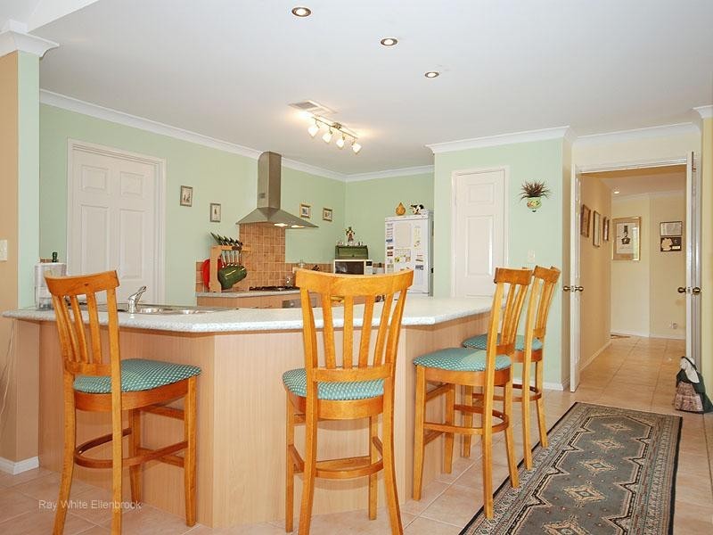 32 Granesse Drive, Ellenbrook WA 6069