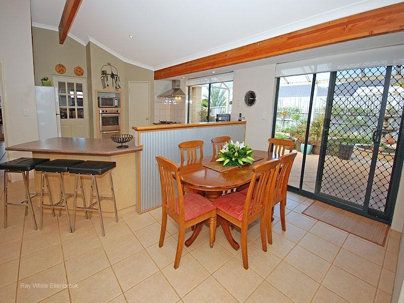 7 Lacebark Court, Ellenbrook WA 6069