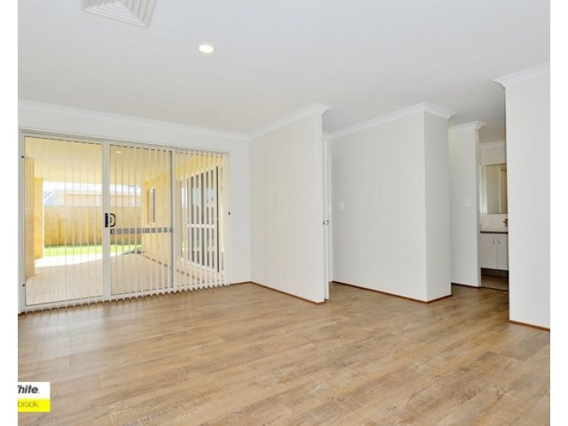 27 Hawthornden Avenue, Ellenbrook WA 6069