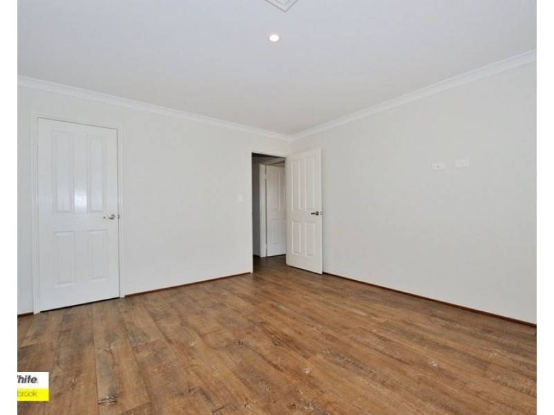 27 Hawthornden Avenue, Ellenbrook WA 6069