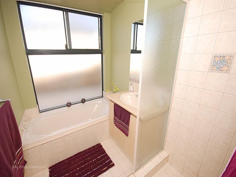 26 Oakhill Heights, Ellenbrook WA 6069