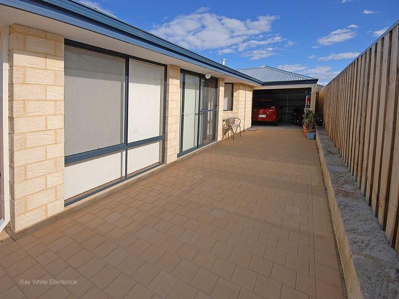 26 Oakhill Heights, Ellenbrook WA 6069