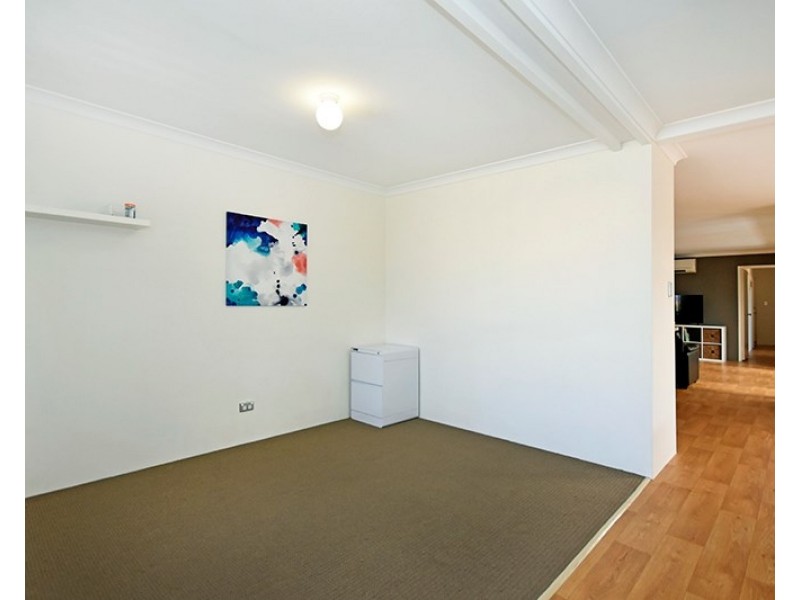 32 Brixton Crescent, Ellenbrook WA 6069