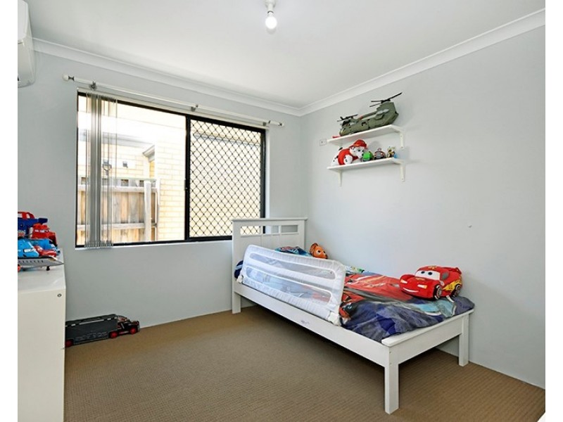 32 Brixton Crescent, Ellenbrook WA 6069