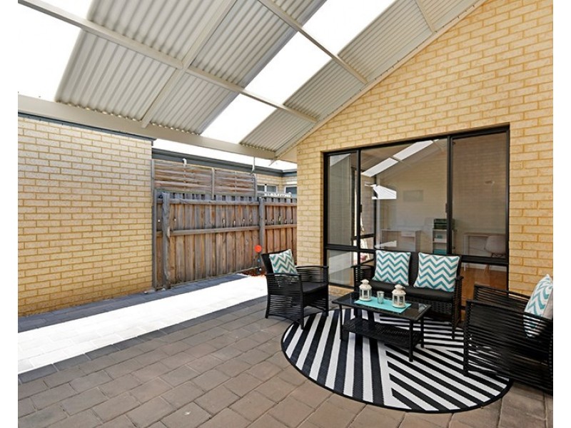 32 Brixton Crescent, Ellenbrook WA 6069