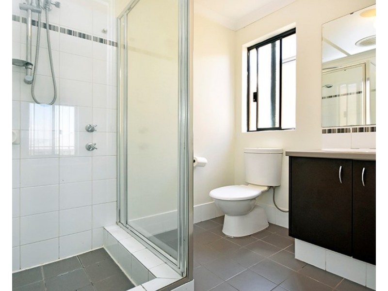 32 Brixton Crescent, Ellenbrook WA 6069