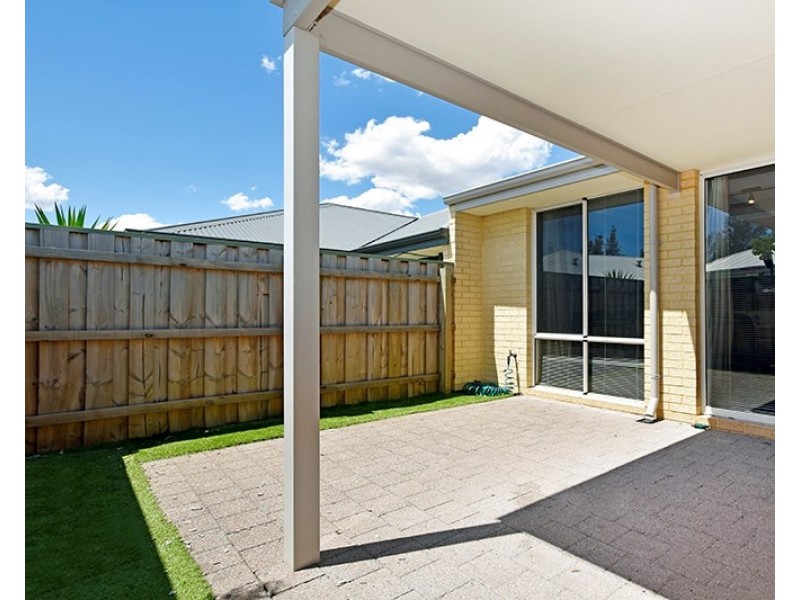 14 Brewster Circle, Ellenbrook WA 6069