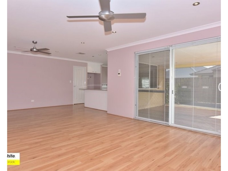 81 Farmaner Parkway, Ellenbrook WA 6069