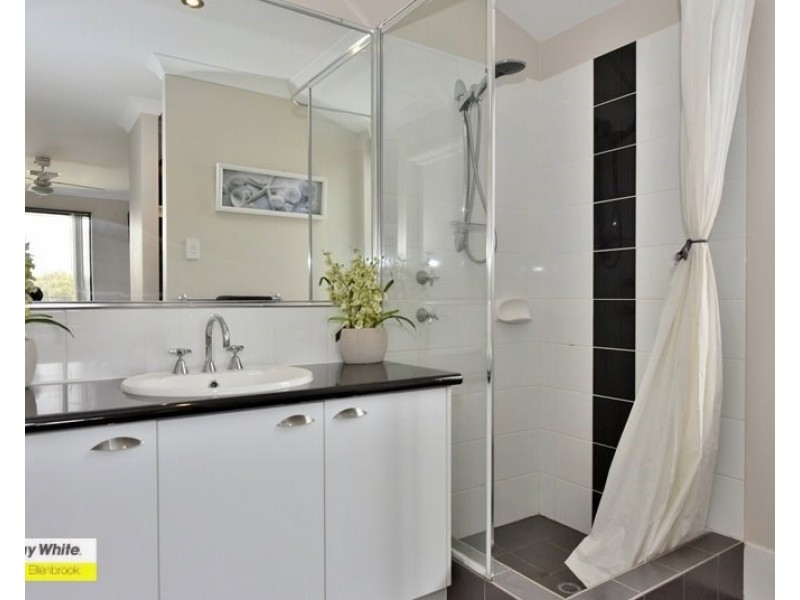 37 Duvall Parkway, Aveley WA 6069