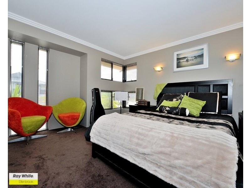 15 Aston Chase, Aveley WA 6069