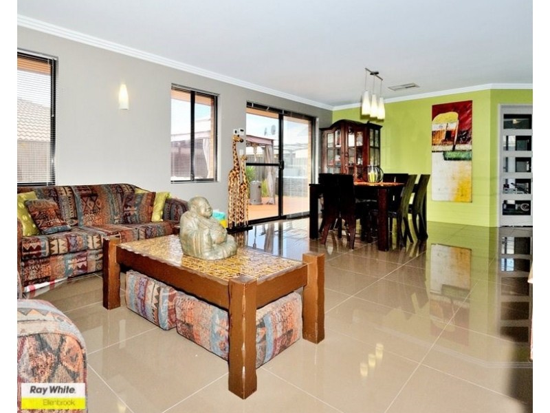 15 Aston Chase, Aveley WA 6069