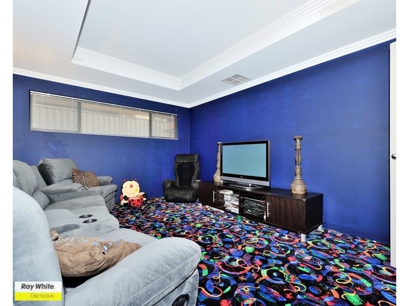 15 Aston Chase, Aveley WA 6069