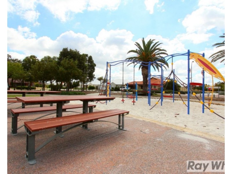 62 Delmage Circle, Ellenbrook WA 6069