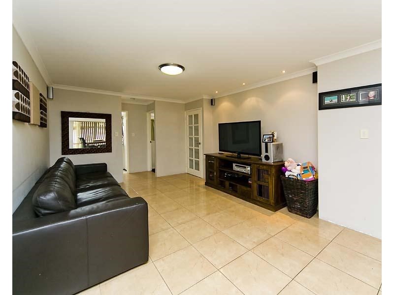 3 Granesse Drive, Ellenbrook WA 6069