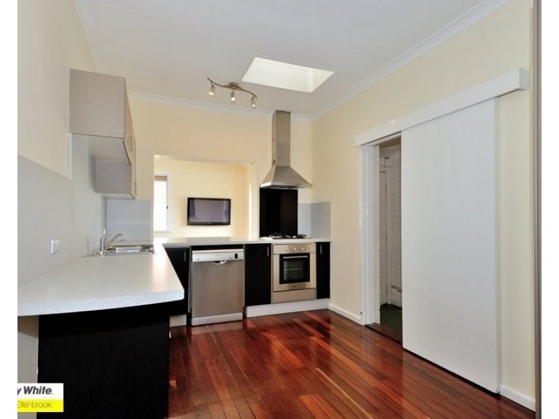 2 Cameron Street, Embleton WA 6062