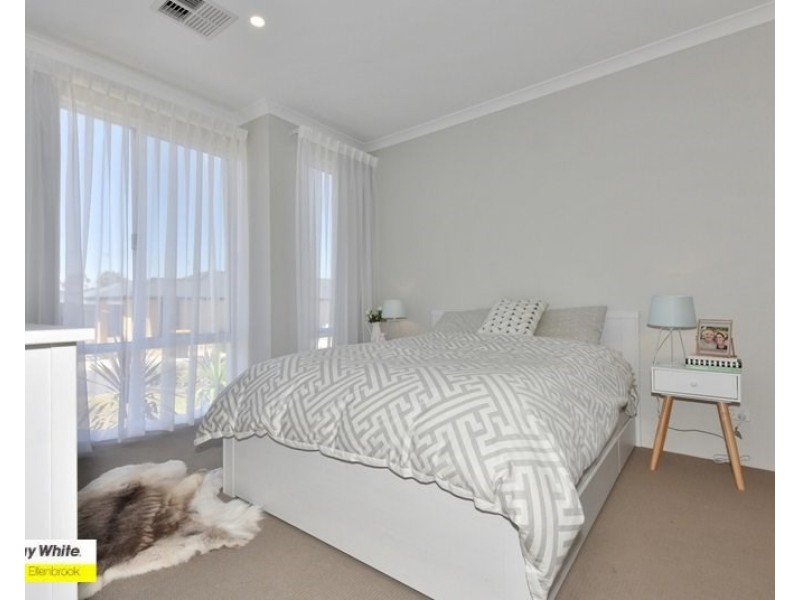 3 Mauve Way, Aveley WA 6069