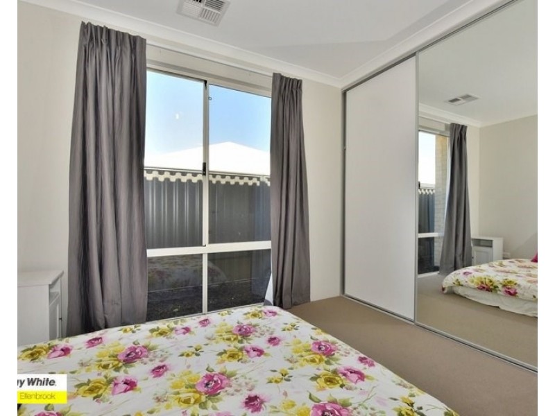 3 Mauve Way, Aveley WA 6069
