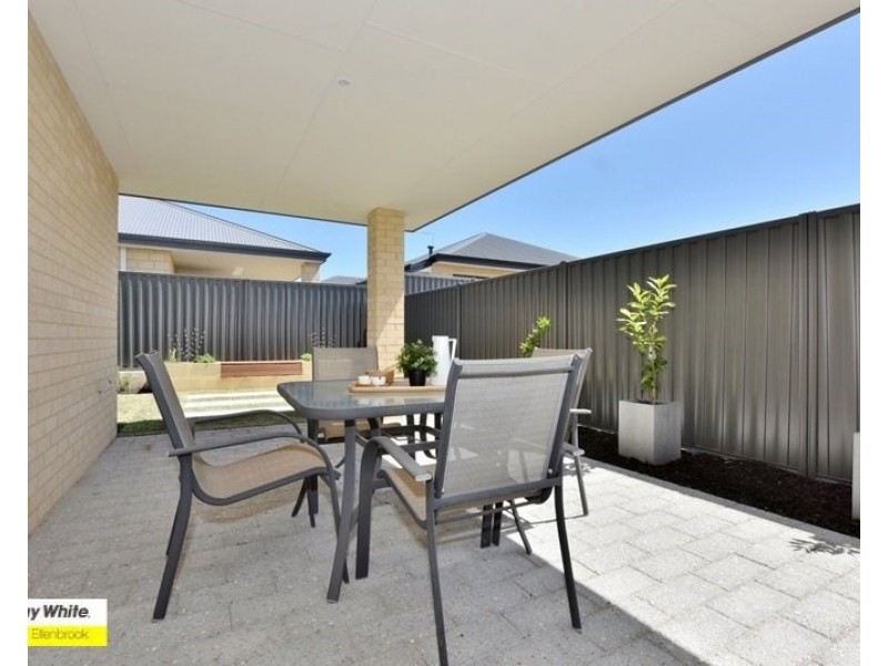 3 Mauve Way, Aveley WA 6069
