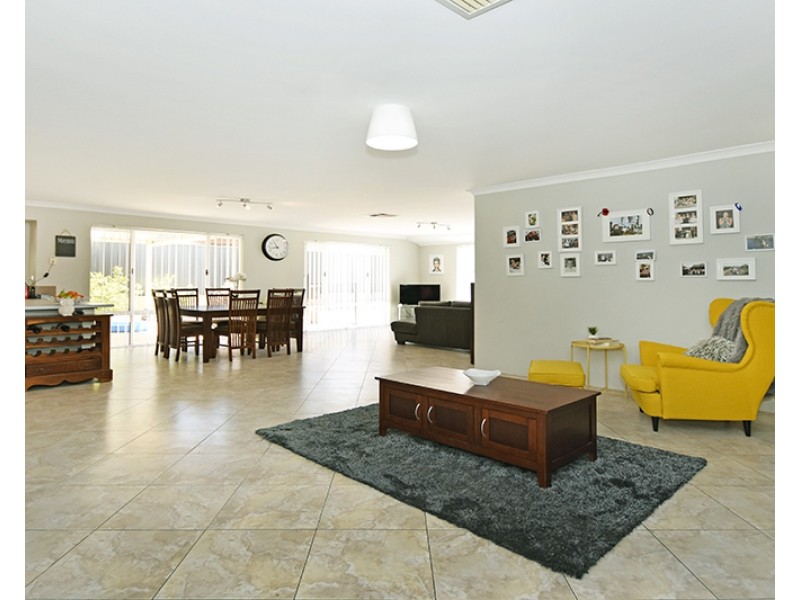 21 Artemis Elbow, Aveley WA 6069