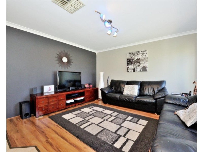 38 Valinco Avenue, Ellenbrook WA 6069