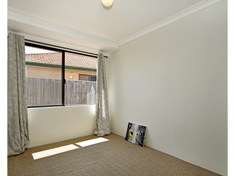 54 Sandown Circle, Henley Brook WA 6055