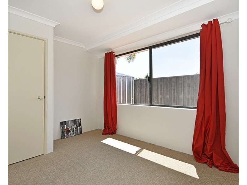 54 Sandown Circle, Henley Brook WA 6055