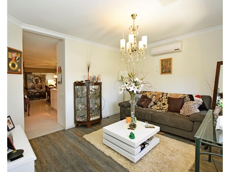 4 Westbrook Parade, Ellenbrook WA 6069