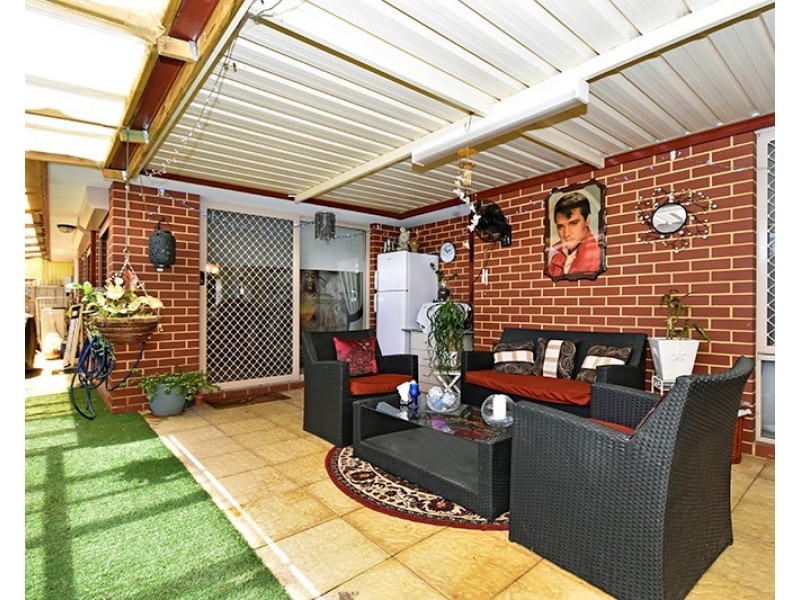 4 Westbrook Parade, Ellenbrook WA 6069