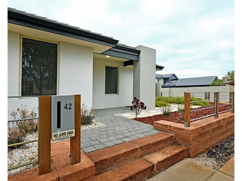 42 Banrock Drive, Ellenbrook WA 6069
