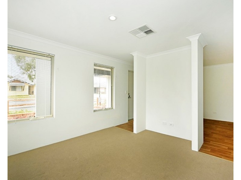 42 Banrock Drive, Ellenbrook WA 6069