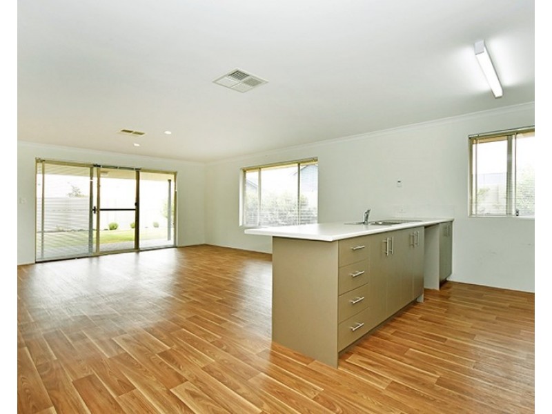 42 Banrock Drive, Ellenbrook WA 6069