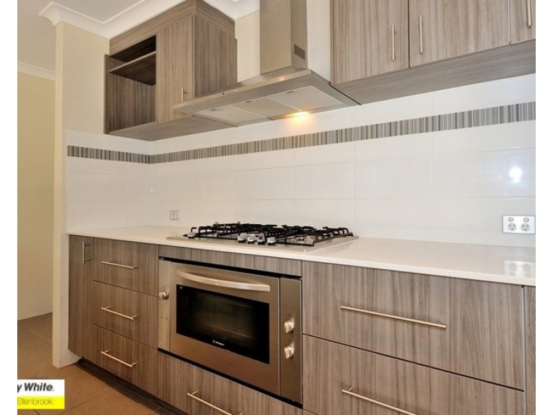 5 Bahama Way, Banksia Grove WA 6031