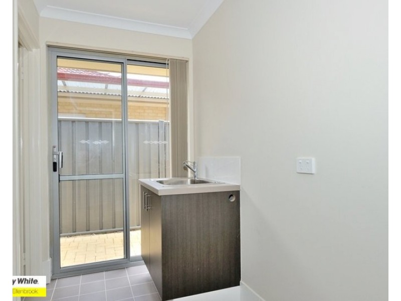 5 Bahama Way, Banksia Grove WA 6031