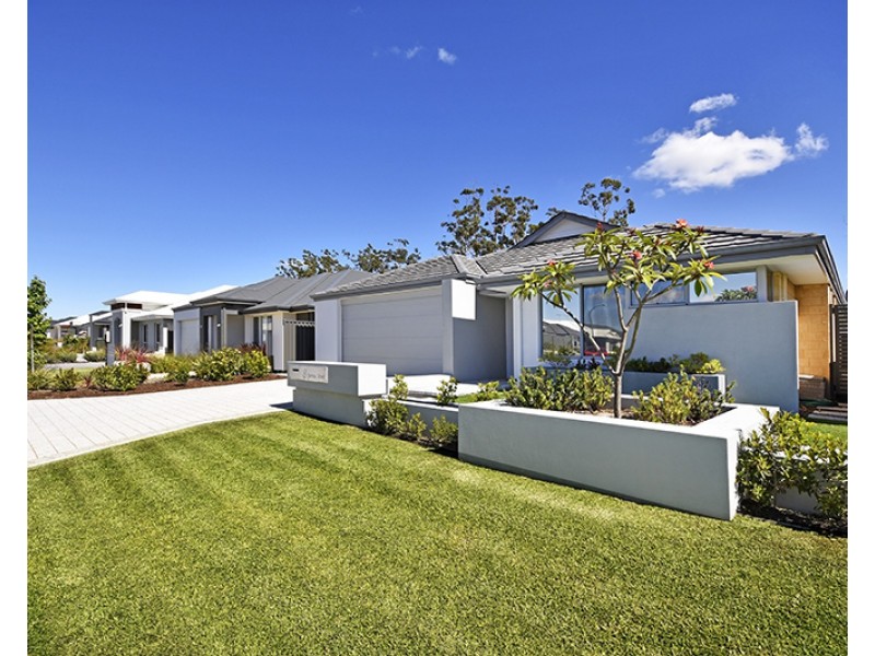 8 Farina Street, Aveley WA 6069