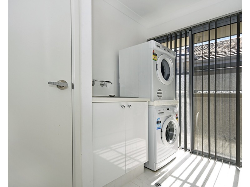 8 Farina Street, Aveley WA 6069